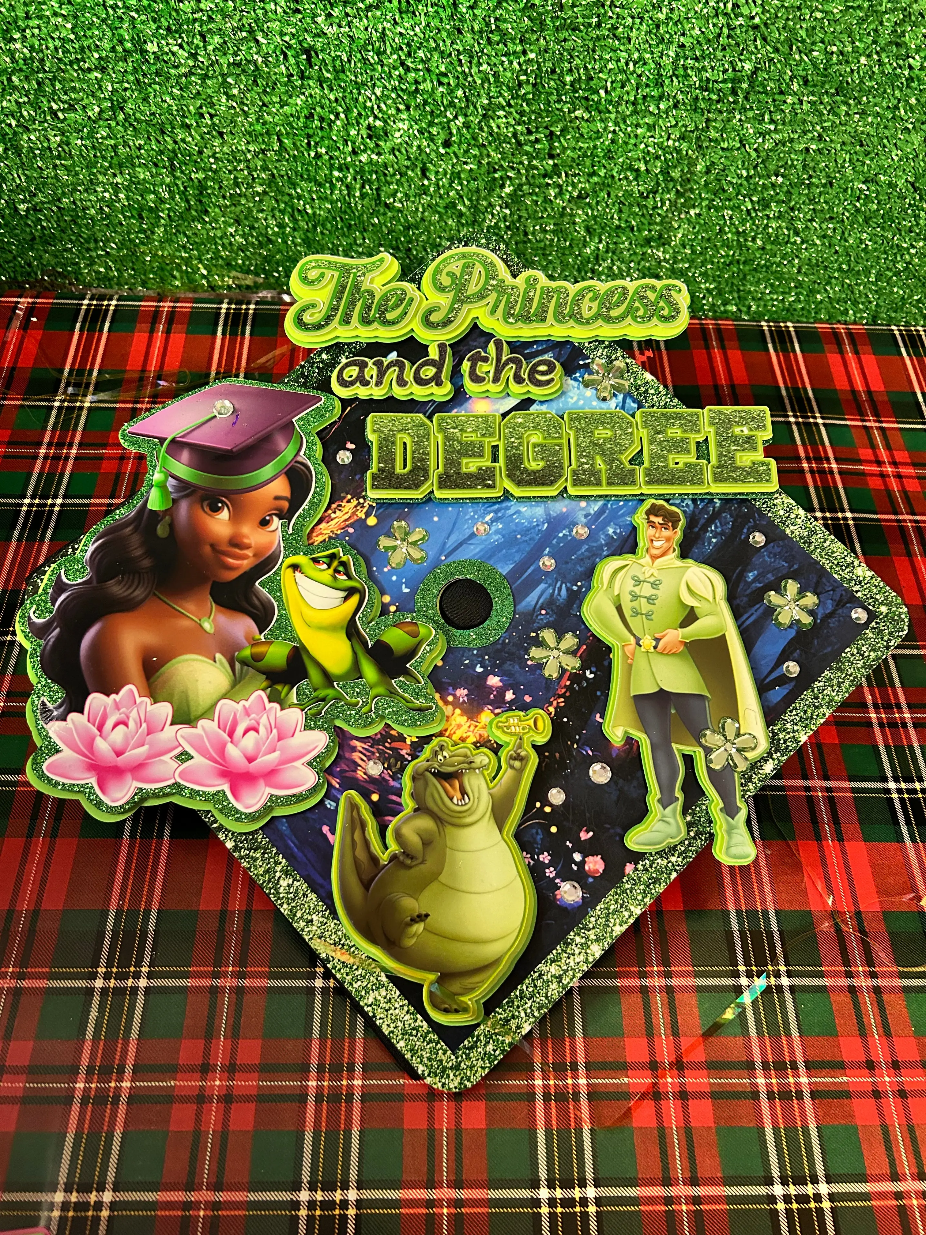 3D GRADUATION CAP TOPPER