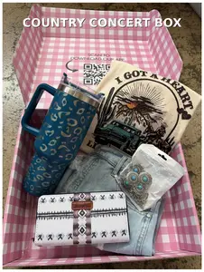 Willow Clothing Co. Country Concert Box
