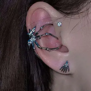 Trendy retro niche black spider ear clip punk hip-hop fashion non-pierced ear accessories