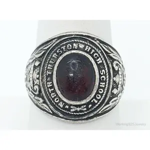 Vintage North Thurston High School 1968 Class Garnet Sterling Silver Ring- SZ 85