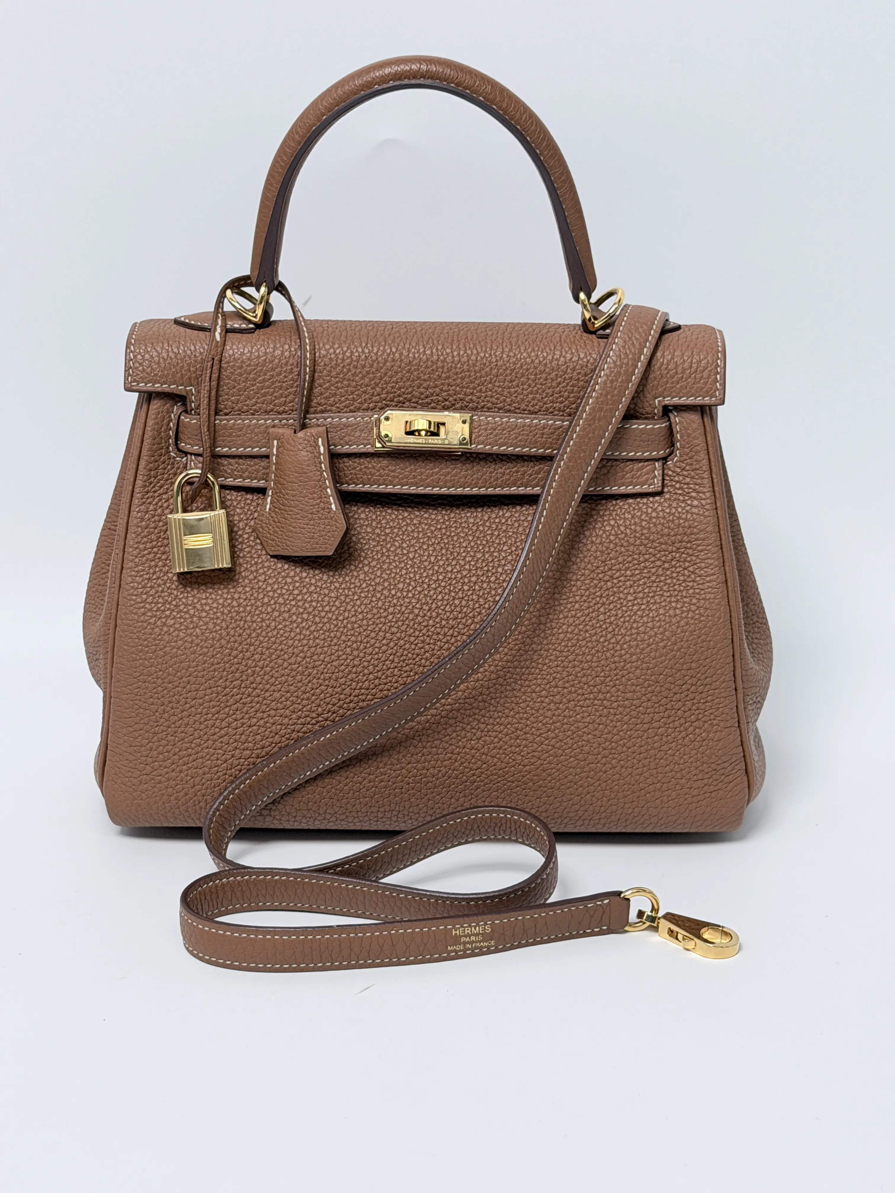 Pre-owned HERMÈS Leather Crossbody Bags Kelly Retourne 25 in Gold Togo Gold Hardware Top Handle Handbag Shoulder Crossbody