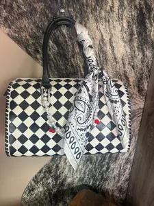 Large checkered speedy and accessories