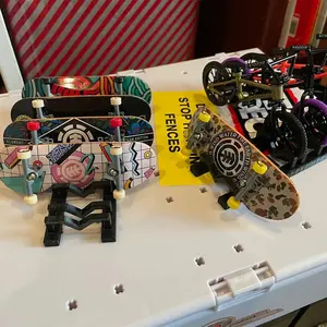 Desktop Organizer Stand for Fingerboards, Storage Rack for Desk Accessories, Display Holder for Fingerboard Parts, Display Shelf, Office Supplies