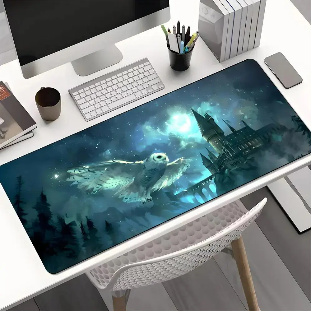 Wizard Castle Pattern Mouse Pad, Large Game Mouse Pad, Aesthetic Desktop Decoration Protective Pad, Non-slip Rubber Pad for Laptop, Desktop Computer Games, Gaming Desk Accessory, Aesthetic Desk Accessories