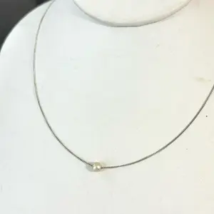 Vintage Sterling Silver Pearl Pendant Necklace 18” L - Elegant Design with Pearl Accent