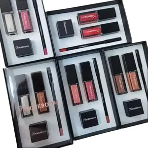 Lip Gloss & Liner Set – Hydrating, High Shine, Non Sticky Lip Color