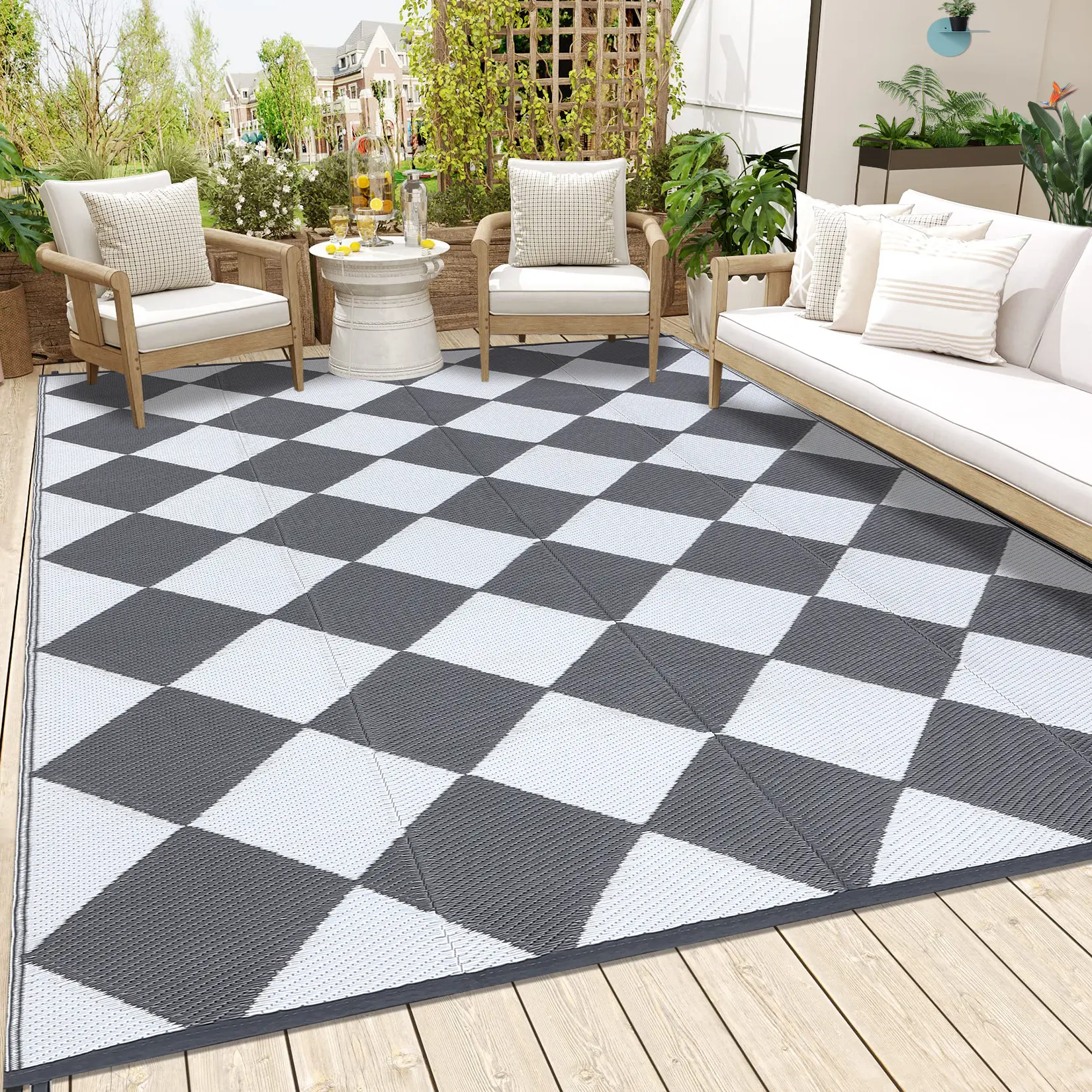 1-Piece 320GSM PP Tube Woven Outdoor Rug - Decorative Geometric Design Outdoor Furniture Rug, Modern Large Diamond Grid Black & White Patio Carpet for Deck/Balcony, Decorative Rug, Geometric Pattern Rug