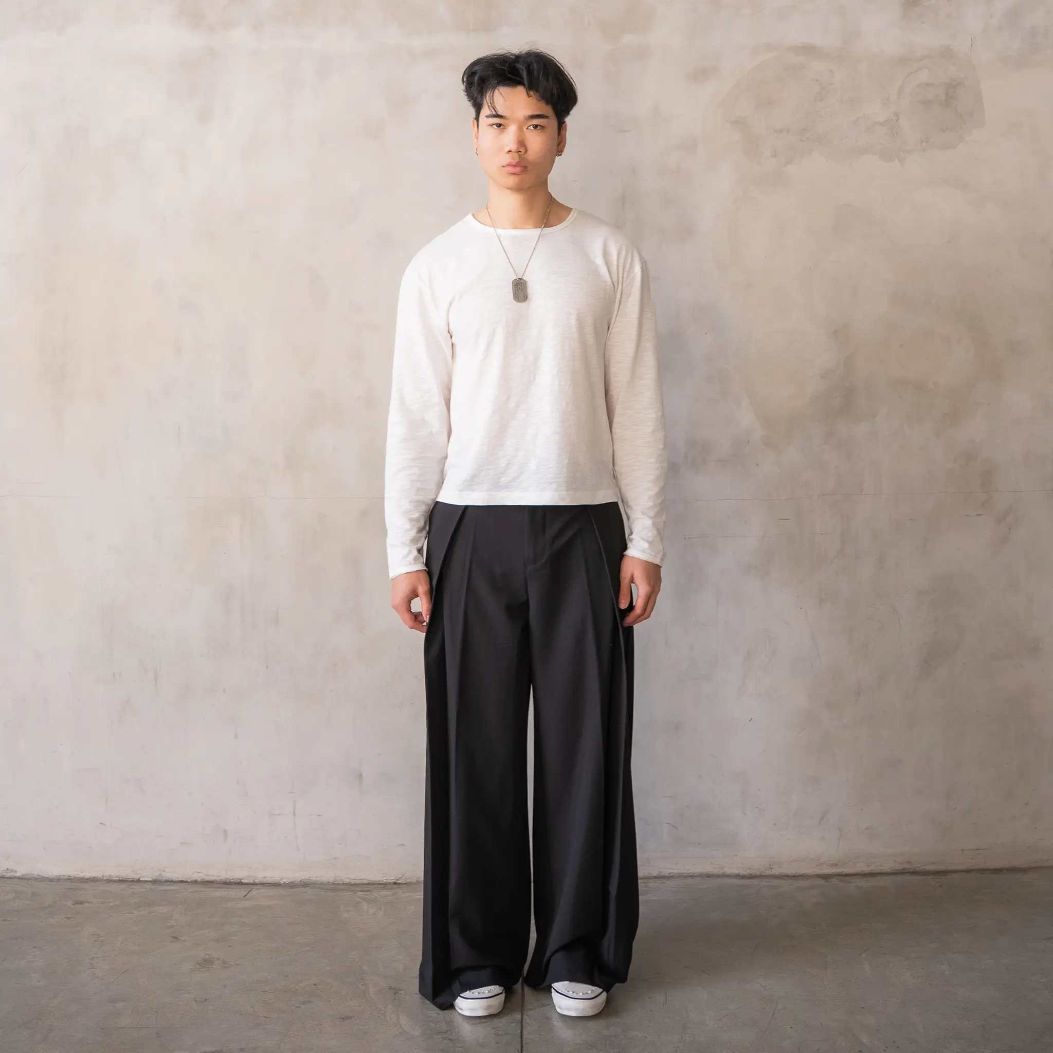 "Kuro" Pleated Trouser