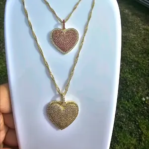 Heidy Heart pendant necklace