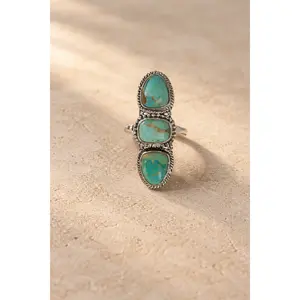 THE PALOMA CREST RING