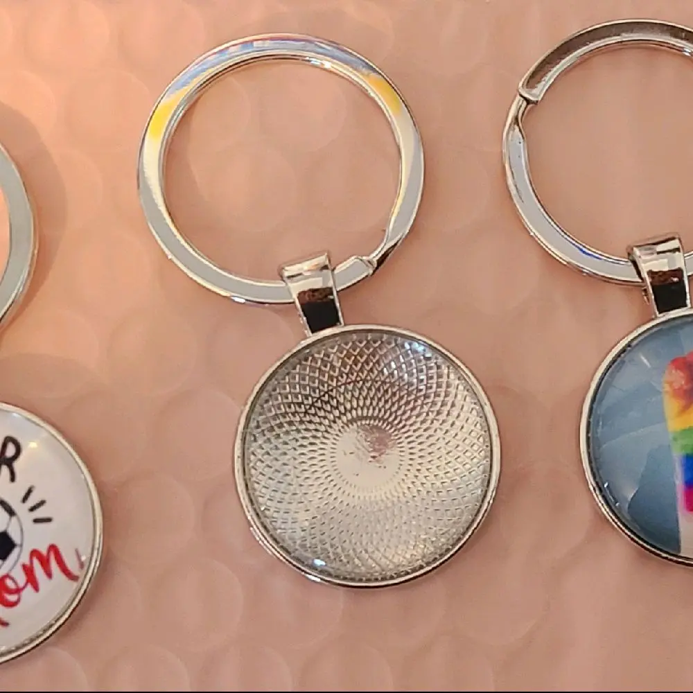 Personalized Photo Keychains - Customizable Round Key Fobs with Unique Designs