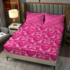 3Pcs Set of Rose Red Heart-Shaped Flower Checkered Fitted Sheet Set, With a Heart Paired with Flowers and Soft Ultra-Fine Fiber Fabric, Suitable for Creating Dreamy Bedroom Decorations. The Set Includes 2 Pillowcases, Without a Pillow Core.