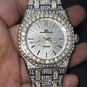 Men's Watch Gold / Silver Two Tone Simulated Diamond Full Iced Out Hip Hop Style Band Clubbing Luxury Wristwatch