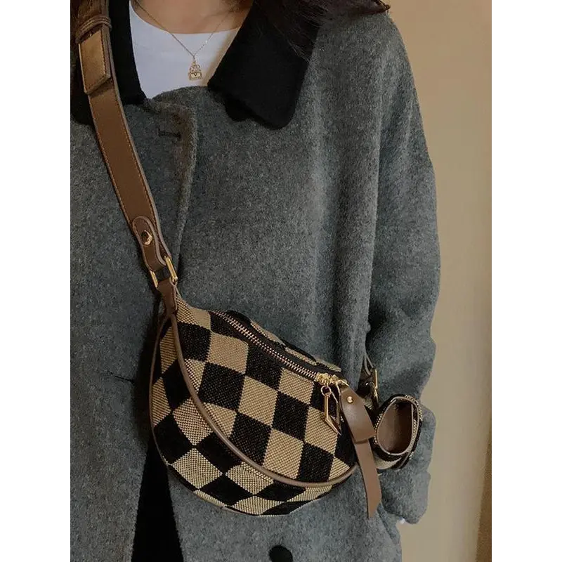 Women's Checked Pattern Fanny Pack, with Headphone Bag, Fashionable PU Leather Zipper Bum Bag for Daily Used, Casual Trendy Versatile High-quality Daily Commuting Bag