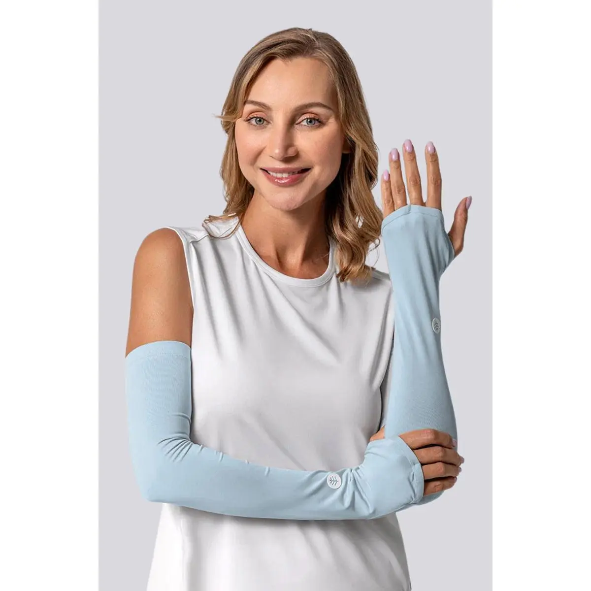 Backspin | Women's Performance Arm Sleeves | Light Blue