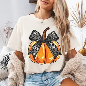Pumpkin Bow Comfort Colors T-Shirt Women's Top Fall Graphic Tee Cute Autumn Halloween Style Womenswear