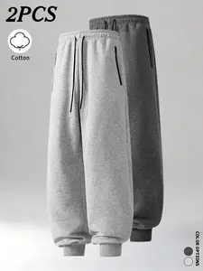 2-pack men’s jogger pants for autumn/winter, cotton fabric that resists wear and doesn’t pill easily; joggers slim the legs without bulk; versatile for cardio and strength training; switching between two pairs makes fall outfits easier to manage.