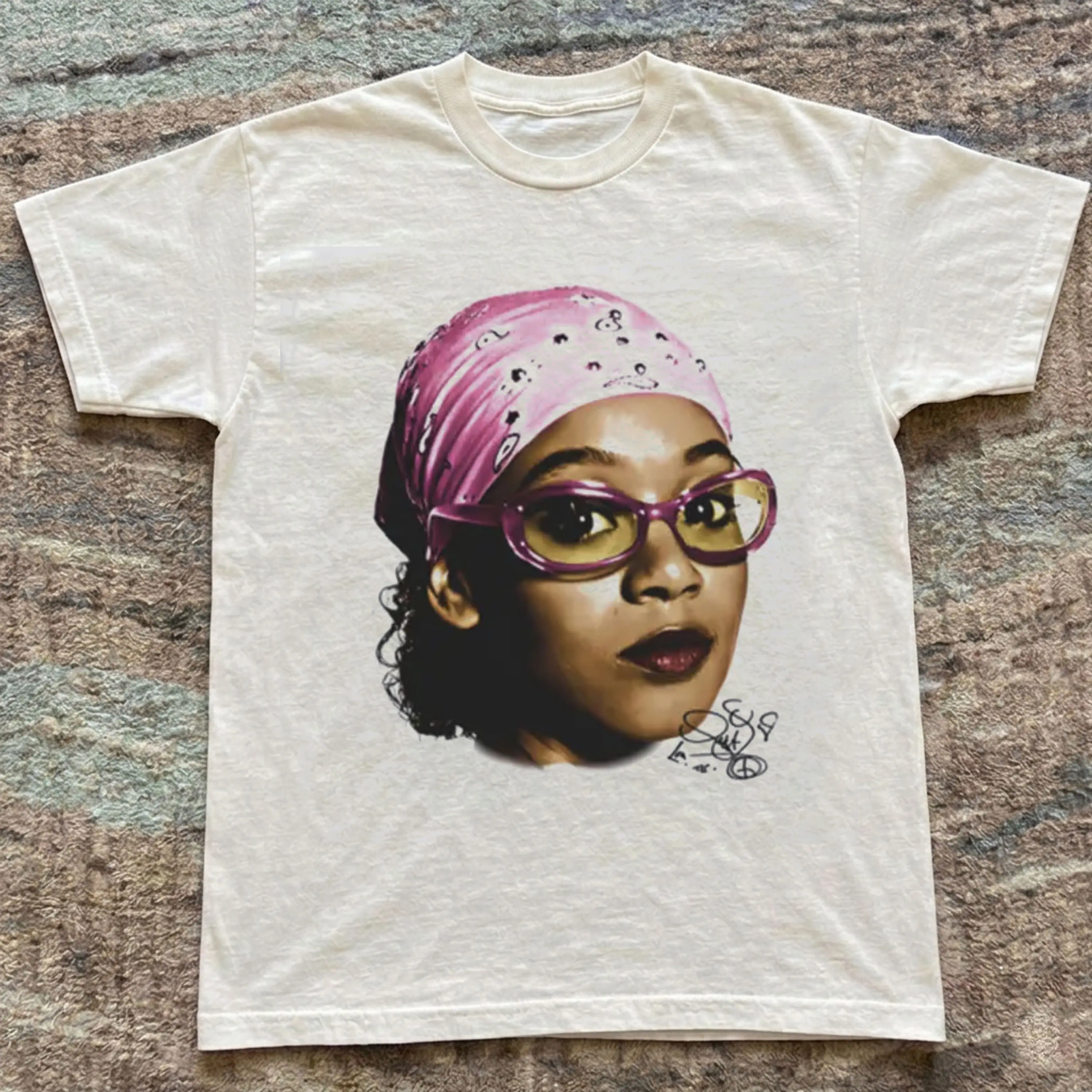 Lisa Left Eye Lopes Rapper T-Shirt Print Short Sleeve Graphic Unisex - Graphic T-Shirt 100% Cotton, Unisex Shirt Menswear Womenswear Streetwear Cotton Comfort