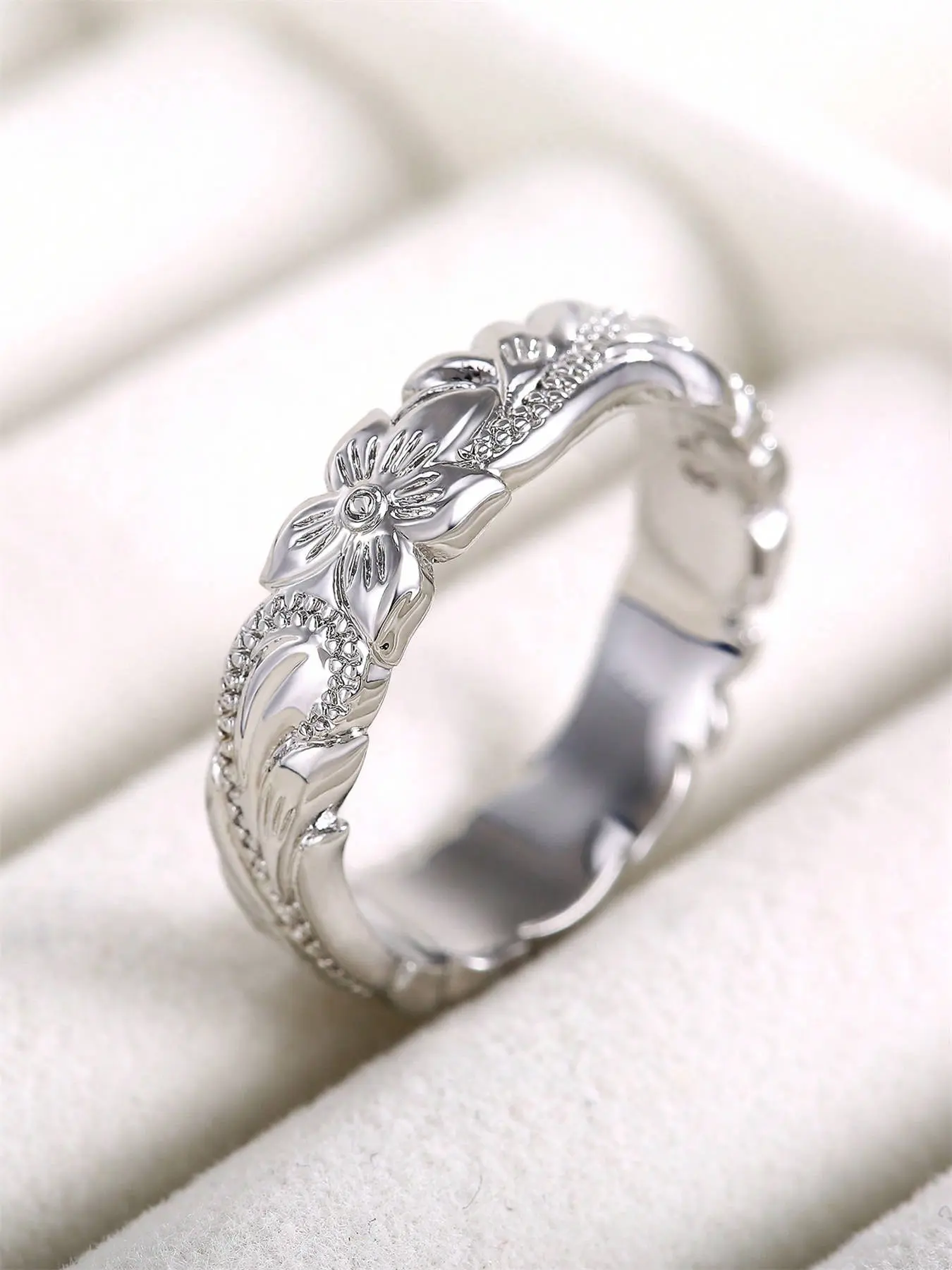 1 PC Elegant For Women For Valentine's Day Gift Wedding Engagement Anniversary Party Band Jewelry Engagement Promise Ring