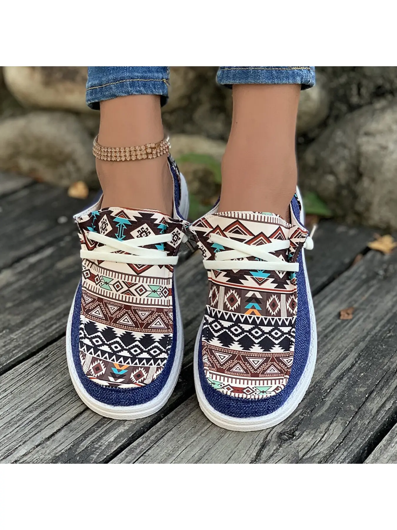 Ethnic Style Boho Shoes Women's Loafers Men's Flats Bohemian Flat Shoes Western Slip On Comfortable One - Step Casual Shoes Walking Shoes Breathable Lightweight Fashion Footwear