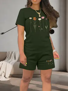 Women's Summer Casual Fitted Short Sleeve Top & Shorts Set, Plant Flower Print Regular Fit, Natural Waist Two-Piece, Womenswear