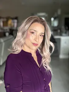 CARKIRA Violet 20" in Almafi Apricot - 13x4 Lace Front Wig