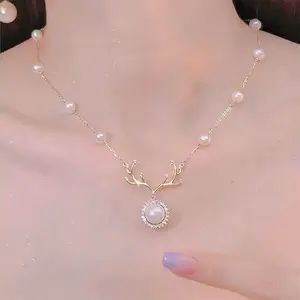 LisiZen White Shell Deer Necklace, Chic Minimalist Pendant, Luxury Fashion Jewelry, Romantic Birthday Gift for Women Collarbone Chain DZXL2003