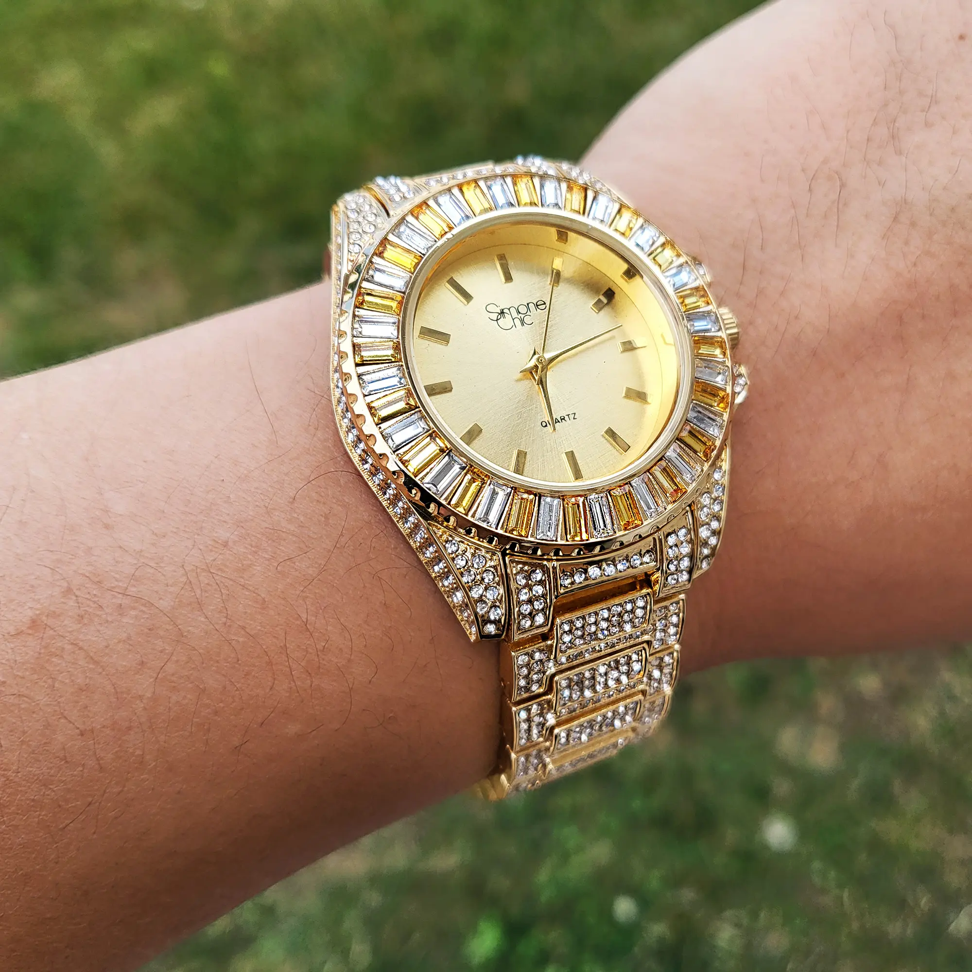 MaxBling81 Hip Hop Watches for Women, 38mm Gold-Plated Icy Baguette Analog Watch with Quartz Movement, Removable Links, Gift Box Included, Stainless Steel, Cubic Zirco.