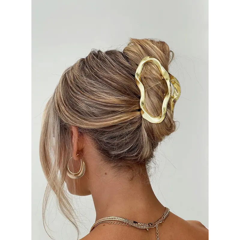 Take It Off Hair Clip Gold