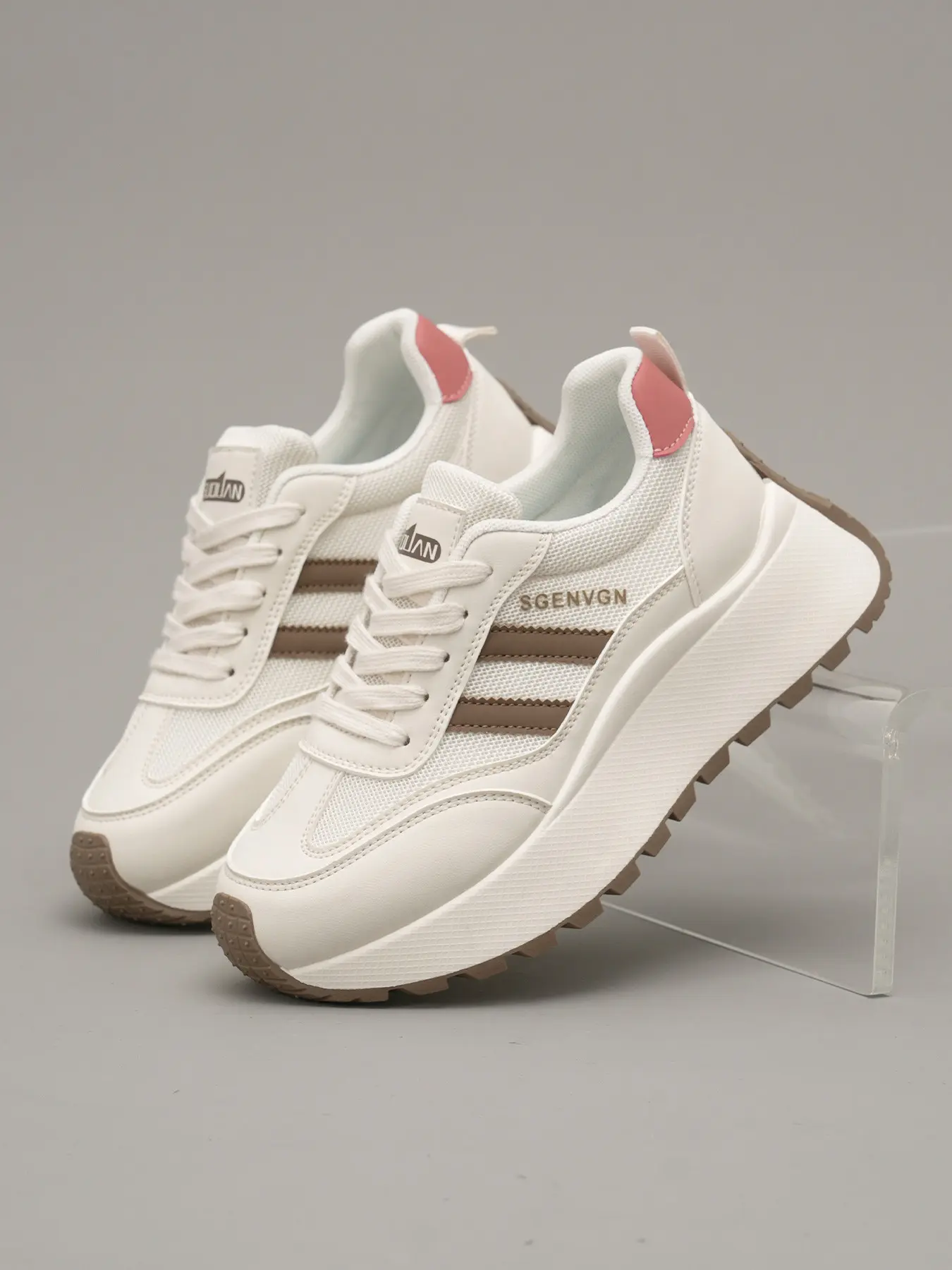 Women's Casual Sports Shoes, Running Sports Footwear, Runner Athletic Shoe, Skateboarding Sneakers, Road Running Shoes, Platform Running Shoes, Athletic Running Shoes, Athletic Running Trainers, Thick Sole Height Increase, Breathable Mesh, All Seasons