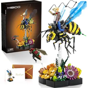 Flower and Bee Building Set for Adults, Insect Collection MOC Floral Model Kit for Home Decor or Office Display, Gift Toys Christmas gift for Men Women Boy Girls Age 12+（1781 Pieces）