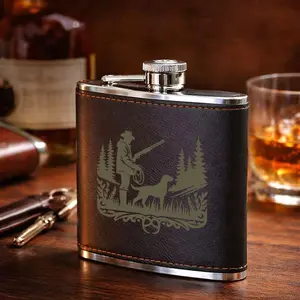 Retro Hunter & Hunting Dog Design Leather Flask, Stainless Steel & Leather Portable Liquor Flask, Compact Reusable Drinking Flask, Suitable for Whiskey, Bourbon, Liquor, Travel-Friendly Pocket Flask, Perfect Gift for Hunting Enthusiasts/Men, Bottle