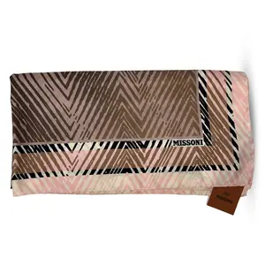 Missoni Foulard 90×90 D9768 Iconic Zigzag Silk Scarf Lightweight Multi-Tonal Palette Versatile Designer Accessory