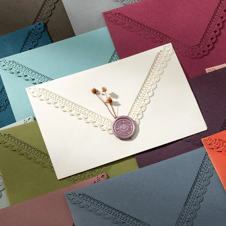 5/10pcs High-Quality Decorative Artistic Handmade Unique Carved Lace Triangle Envelopes, Decoration, Vintage Colorful Invitation Cards, Wedding Invitations, Greeting Cards, Anniversary Card, Thank You Notes With Envelopes Set