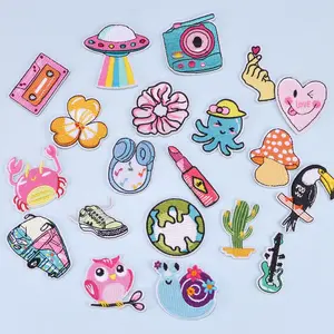 20pcs Animal & Plant Series Embroidered Fabric Patches, Iron-On Sewing Appliques for DIY Crafts, Hat Jacket Clothing Backpack Dress Decoration, Floral Embroidery Appliques