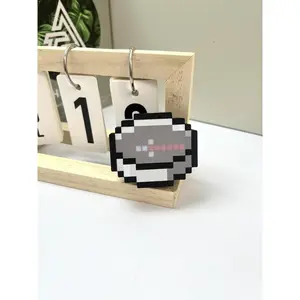 Pixel Compass Toy Large Retro Gaming Collectible Boring Merch Oversized Pixel Compass Toy for Minecraft Fans Decorative Desk Piece & Functional Compass Trendy Pixel Design Keychain Gift Set