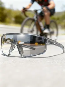 1 Pair POAT Photochromic Cycling Glasses, Biking Sunglasses, EU&US Style Outdoor Sports Gear, Soft Comfortable Nose Pads, Daily Wear Running, Holiday Gift