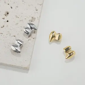 2pcs Hip Hop Grillz Copper Double Cosplay Fangs Peonality Cool Grillz for Men Women Oral Teens Fake Teeth Tooth Gems Gold Plated Eco-ly Braces Kit
