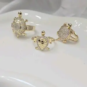 Variado ring Golden Turtle Design Ring in Various Sizes - Unique Jewelry Accessory