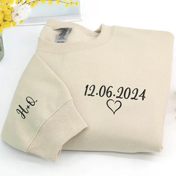 Embroidered Personalized Date Sweatshirt, Matching Couple Sweatshirt with Initials, His and Hers Sweatshirt, Custom Anniversary Sweatshirt, Valentine Gift for Couple