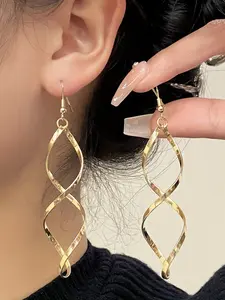Trendy Women's Earrings, Unique Spiral Arc Wave Design, Perfect New Year Gift, Minimalist Style, Curved Ear Studs