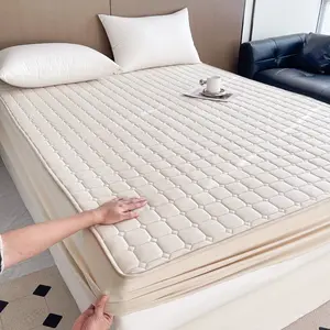 Waterproof Mattress Protector, 1 Count Solid Color Fitted Mattress Cover with Stretchable Pockets, Machine Washable Mattress Protector for Bed, Quilted High Quality Mattress