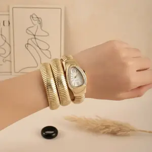 Elegant Bohemian Snake Quartz Women's Watch, Fashionable Design, Perfect Gift for Ladies, Stylish Bracelet Watch