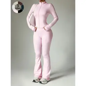 Women’s two-piece sportswear set, sweatsuit sets, zip-up jacket and tight pants, fashionable fitness clothing with convenient pockets, workout running clothes