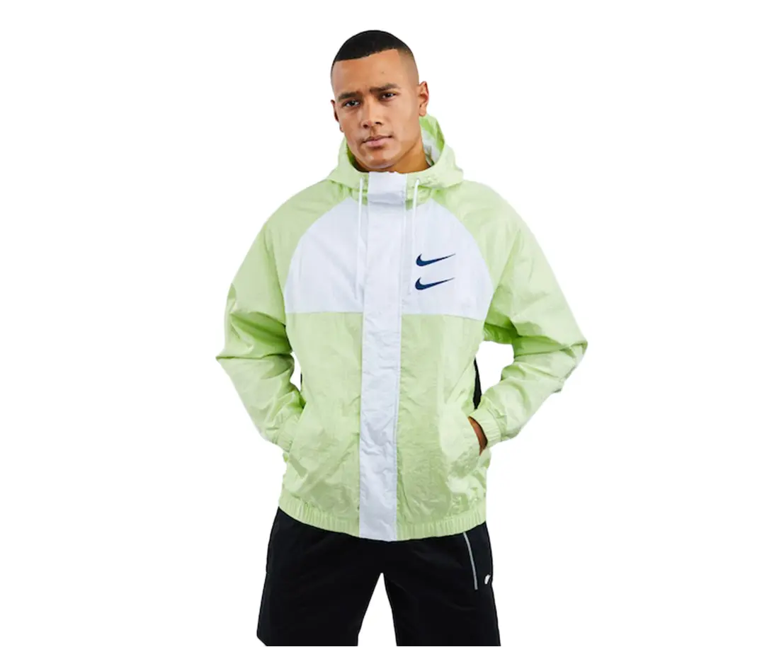 NIKE Men's Sportswear Swoosh Woven Jacket - Color-Block Athleisure Outerwear, Streetwear Ready for Everyday Use, M, Sporty Chic, Male, Casual