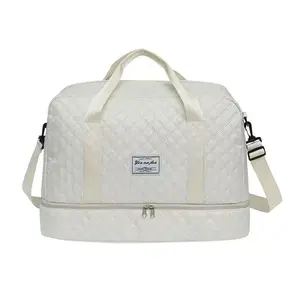 Spacious Large Capacity Travel Duffle Bag, Lightweight, Water-Resistant, Argyle Pattern Luggage Bag with Multiple Compartments, Reinforced Handles, and Breathable Mesh Panels, Ideal Gym Bag or Weekender for Men and Women portable overnight bag