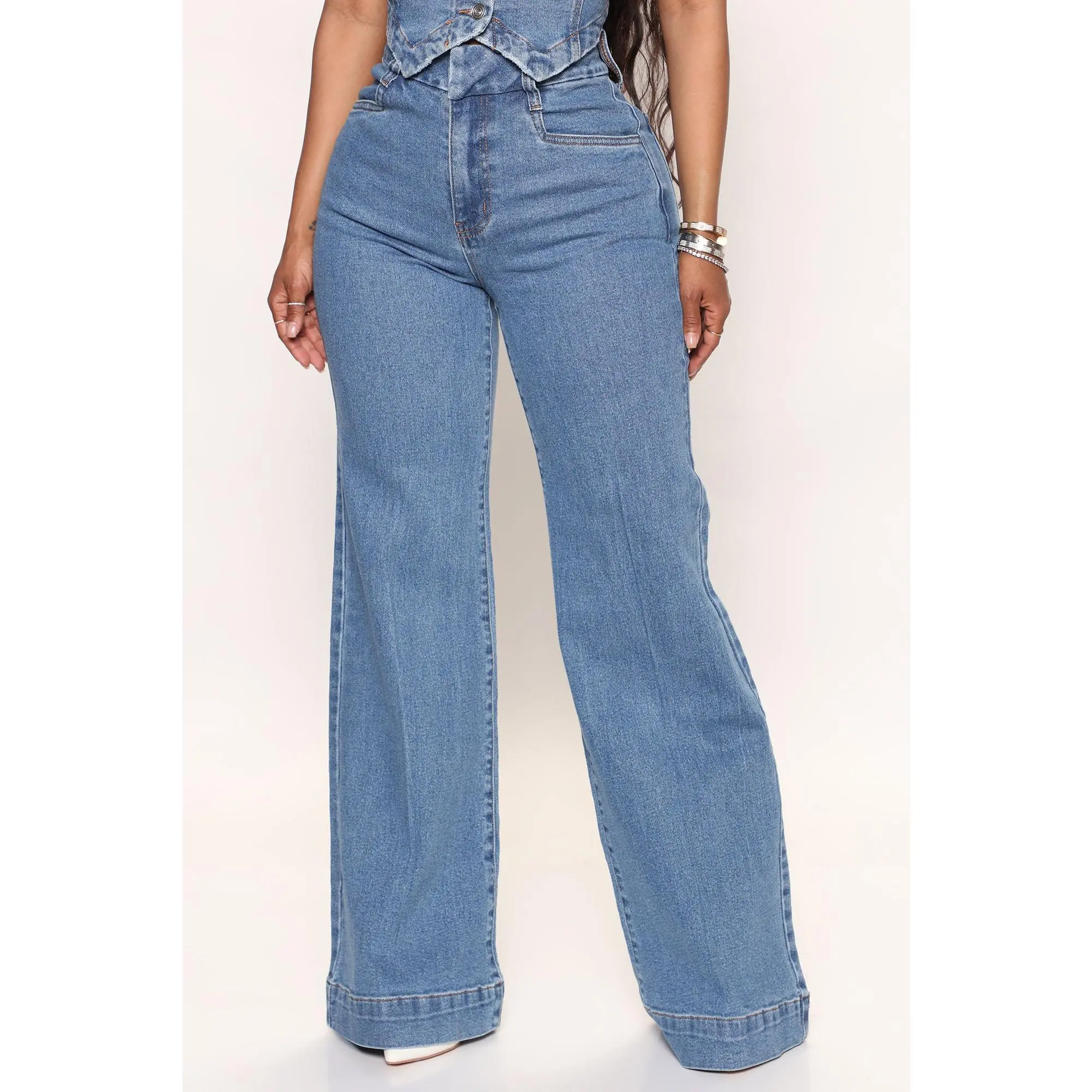 Western Showdown Trouser Flare Jeans - Medium Wash Western Showdown Trouser Flare Jeans - Medium Wash