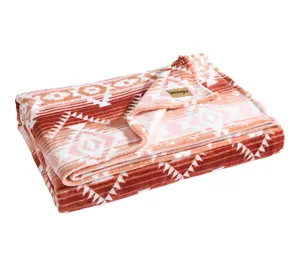 Wrangler Jerich o Peach Pink Ul tra Plush Fleec e Twin Blanket