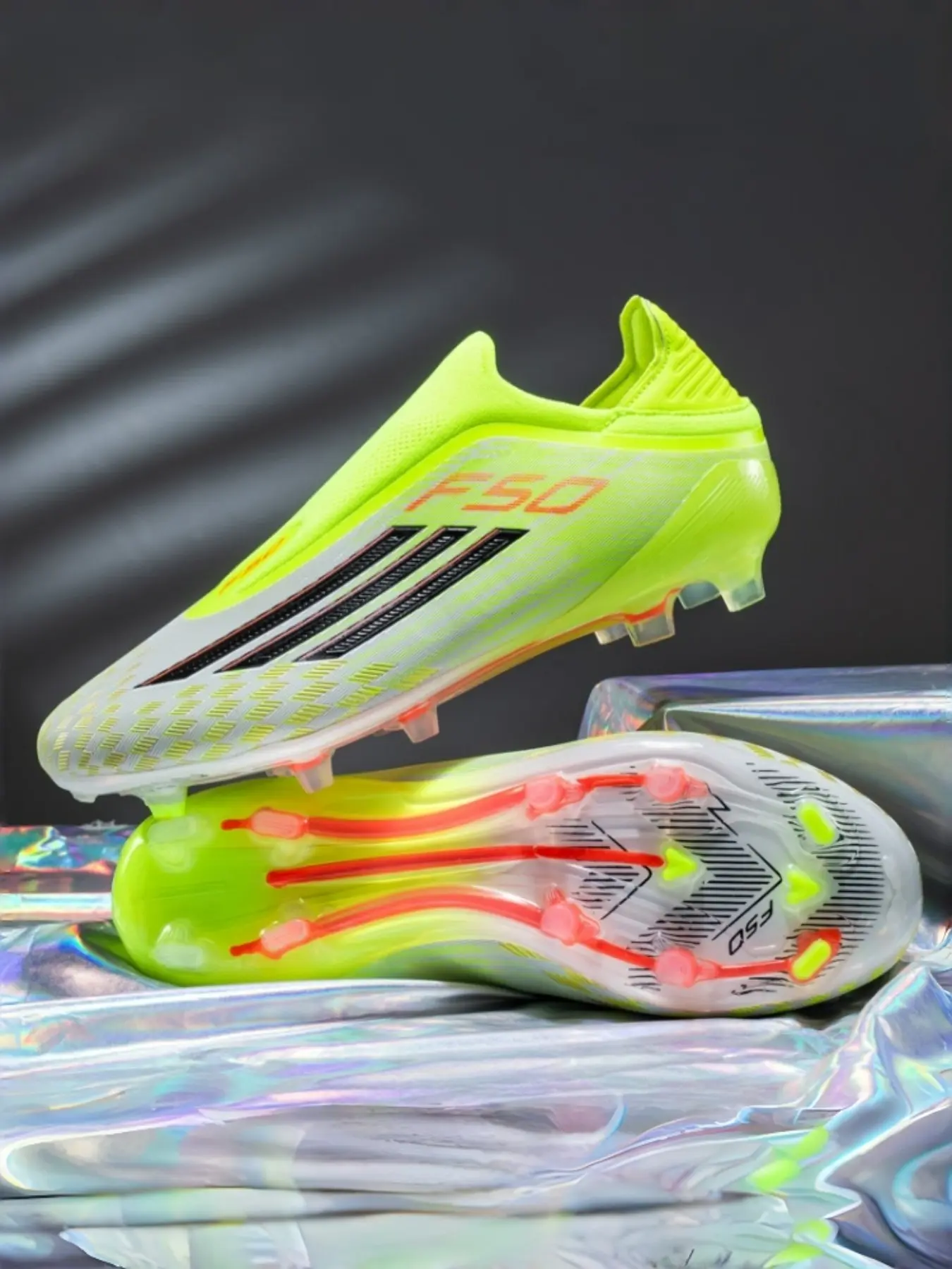 Men Women High-End Seamless Sports Football Shoes, Football Boots, Anti-Slip Durable Outdoor Lawn Soccer Cleats, Super Grip Support, Fashionable Design