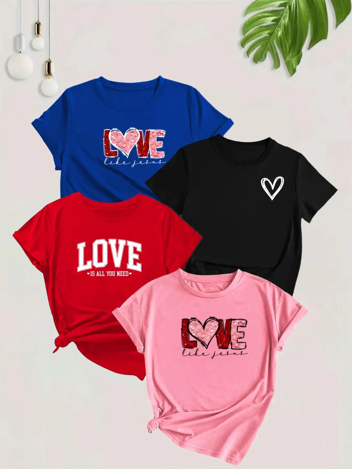 Women's Heart Print Short Sleeve Sports Tee, Casual Round Neck T-shirt for Daily Wear, Ladies Sportswear for Spring & Fall, Casual Athletic Wear, Casual Sports Top, Casual Sporty Top
